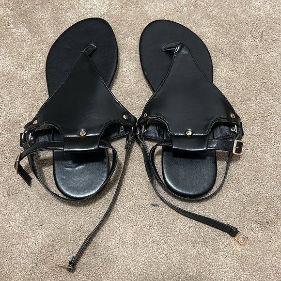 black women’s sandals! size 38 (7.5)! - Picture 2 of 3